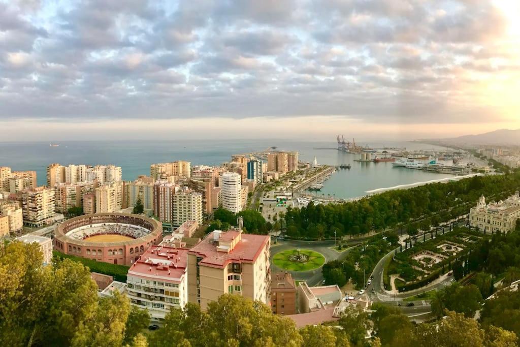 Apartamentos J&K Torremolinos Eksteriør billede