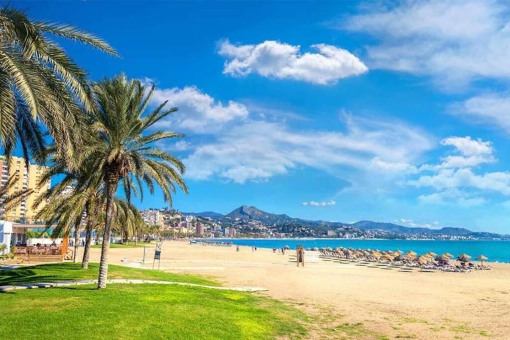 Apartamentos J&K Torremolinos Eksteriør billede