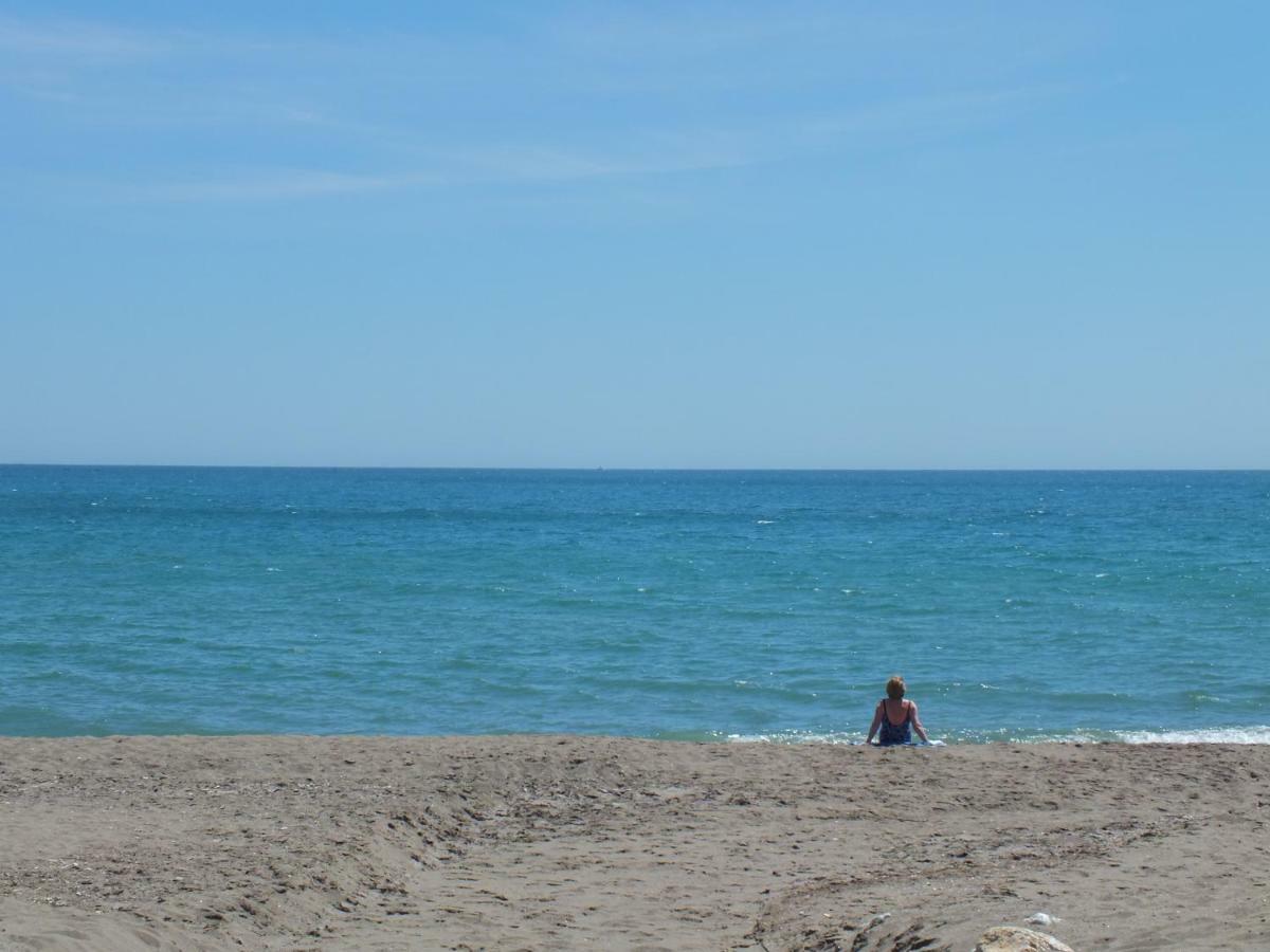 Apartamentos J&K Torremolinos Eksteriør billede